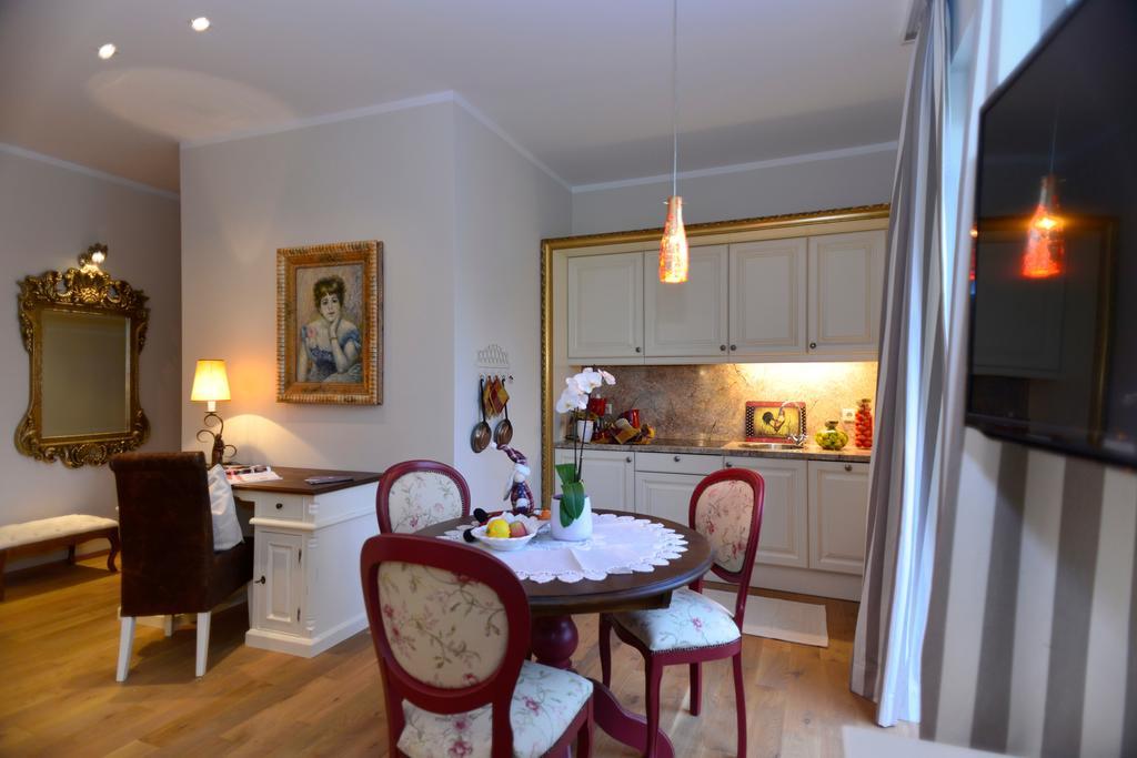 Schottennester Schlafen An Der Kraemerbruecke エアフルト 部屋 写真